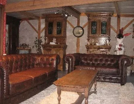 Au Manoir Des Vallees